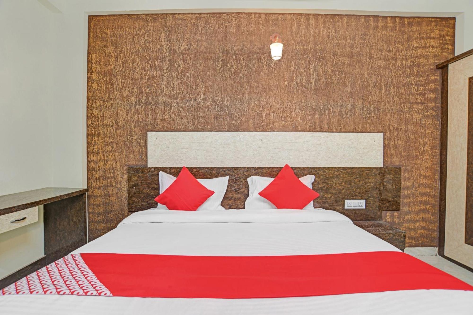 Hotel O Zodiac Indore Exterior foto